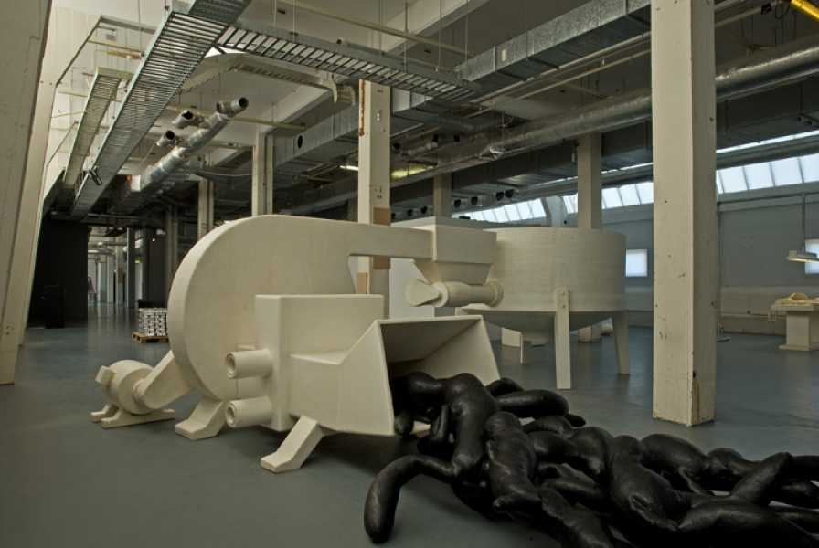 Atelier Van Lieshout, Foodmaster, 2009 foto: Rob Kollaard