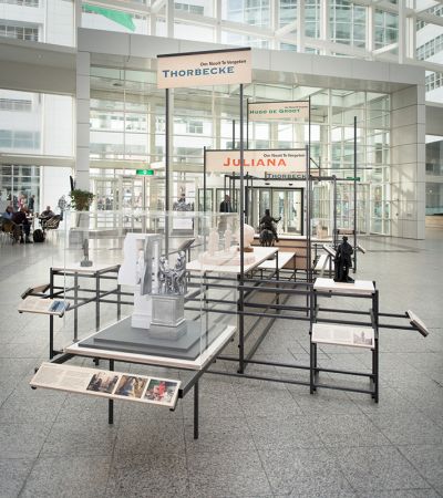 'Om nooit te vergeten...', 2015-2016 foto: Mylène Siegers, courtesy Stroom Den Haag