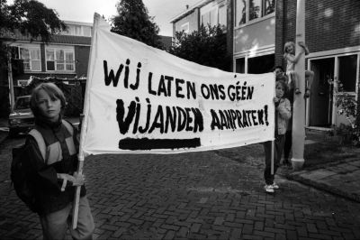 Juul Hondius, To Unveil a Star, ‘Youth photo preparation demonstration The Hague 1983' (scene 2019), courtesy Galerie Akinci