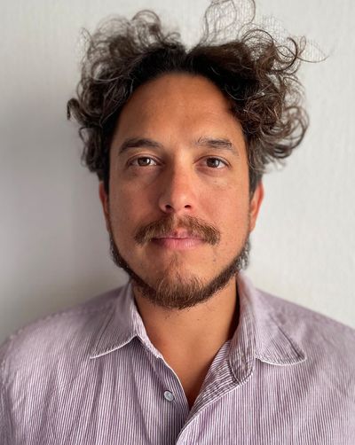 Arjuna Neuman, fotograaf: onbekend