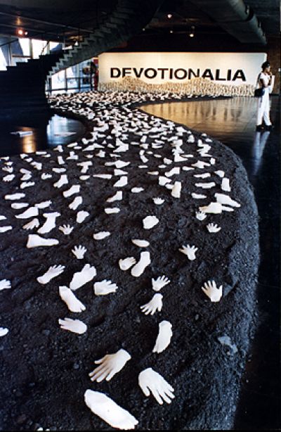 Devotionalia, foto: Stroom Den Haag
