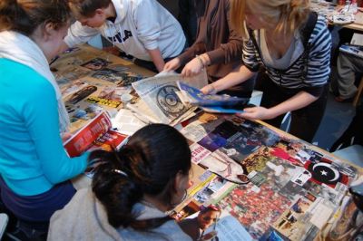 Workshop NAbeeld Willem II. Monument voor de nieuwe Nederlander, foto: Ingeborg van Gulik, courtesy Stroom Den Haag
